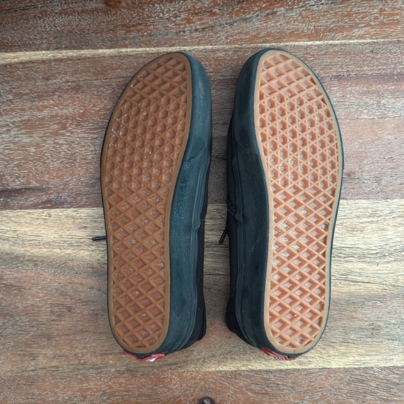 VANS | Black Low Top Lace Up Shoes | men’s size 4/women’s 6.5 - Picture 9 of 9